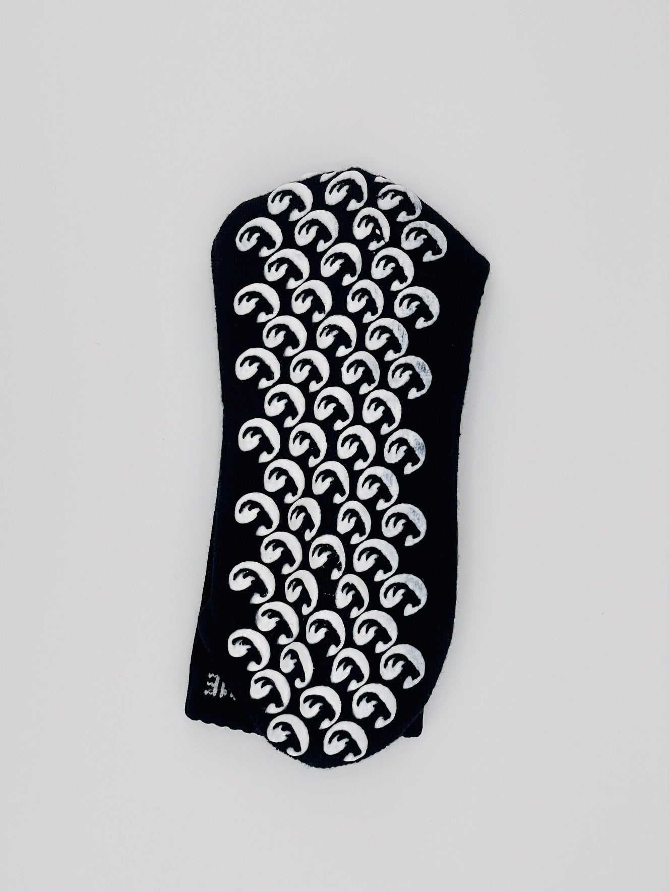 GOAT Grips™ – High-performance Grip Socks