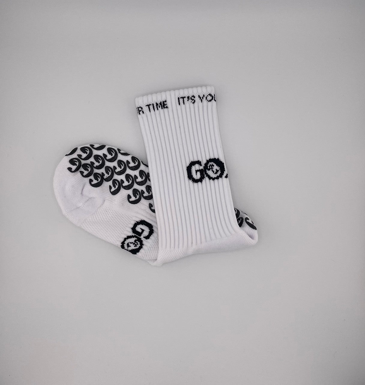 GOAT Grips™ – High-performance Grip Socks