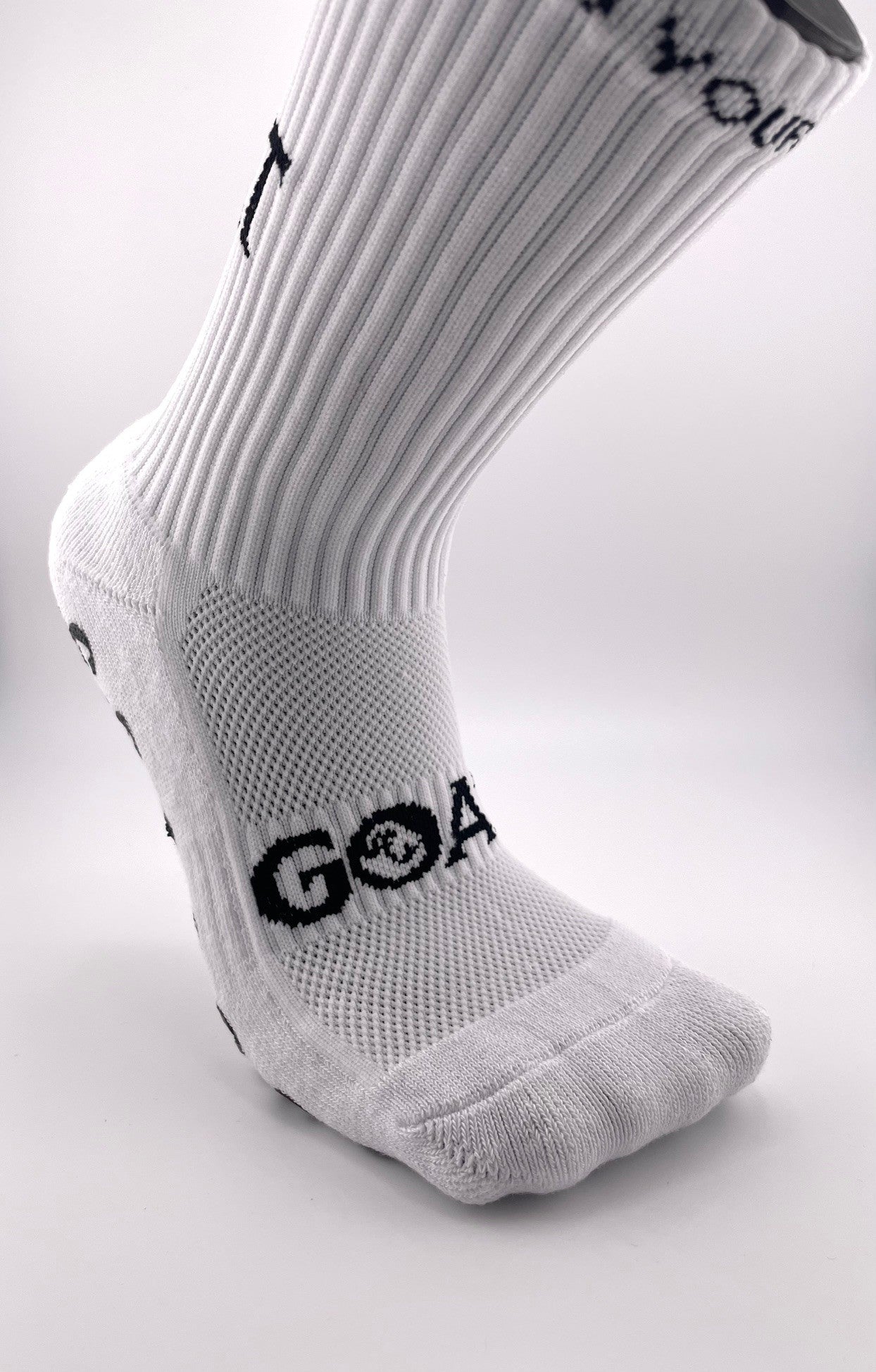 GOAT Grips™ – High-performance Grip Socks
