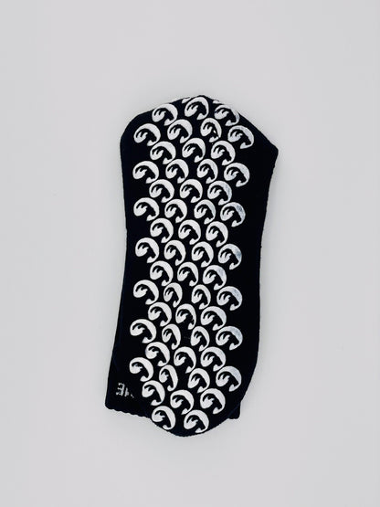 GOAT Grips™ – High-performance Grip Socks